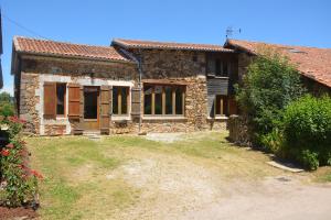 Maisons de vacances Villa Gites Chambre d hotes avec piscine Dordogne 2-4-6-8-10 personnes : photos des chambres