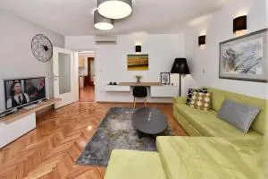 Apartments Sanja in one of favourite part of Poreč beach area - Poreč