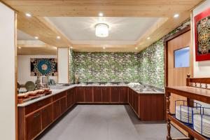 Summit Swiss Heritage Resort & Spa