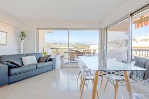Appartements Flat w terrace parking and beautiful view in Villeneuve-Loubet - Welkeys : photos des chambres