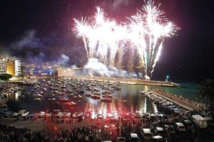 5 pers , 2 chambres Mourillon , Plages à pied , Parking , Ferry Corse