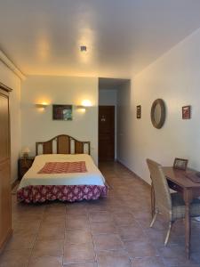 B&B / Chambres d'hotes l'Ogliastru : Chambre Double