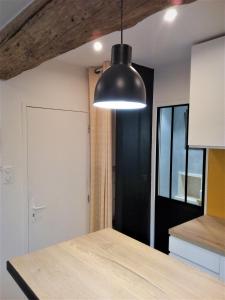 Appartements Le Petit Studio - 15 m2 - Centre Ville - Sorgue a 50 m : photos des chambres