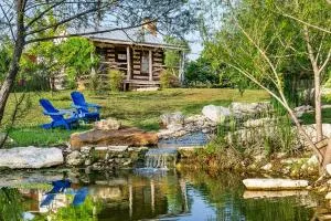 Barons CreekSide Resort - Fredericksburg