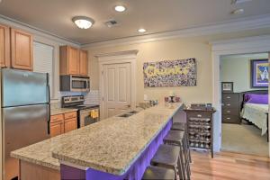 Gated Condo with Balcony - half Mi to Tiger Stadium