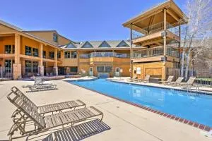 Granby Condo with Pool Access, Near Hiking and Skiing! - غرانبي