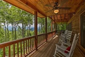 A Sunset Dream - Upscale Blue Ridge Cabin! - Cherry Log
