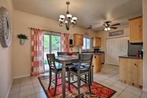 Kanab Condo with Pool and Patio, 30 Mi to Zion NP