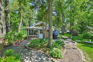 White Lake Home w Patio, Fire Pit, Boat Dock!