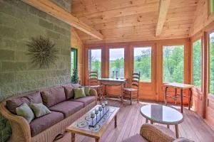 Home with Fire Pit, 7 Mi to Attitash Mtn Resort - Jackson