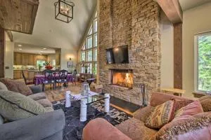 Incredible Lake Arrowhead Home with Views and Decks! - Crest Park