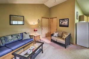 Trego Cabin with Mountain Views and Lake Access!