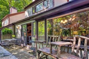 Condo with Furnished Deck - Walk to Sugar Mountain!