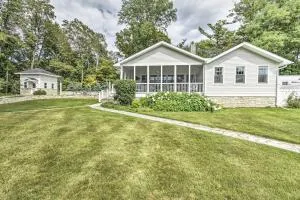 Ephraim Home with Yard - Walk to Lake Michigan! - Ellison Bay