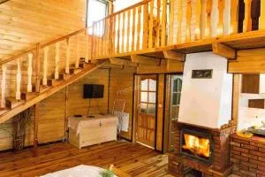 Białowieża Spanie na sianie Puszcza Białowieska - Wiluki