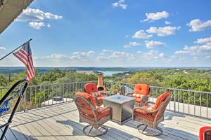 Holiday Home room in Canyon Lake House with Hot Tub Deck Lake View