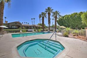 6 Mi to El Paseo Gem with Pool Access!