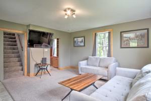 Pet-Friendly Spring Grove Home w Serene Yard!