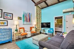 Walk to Dewey Beach Bright Condo with Balcony! - ديوي بيتش