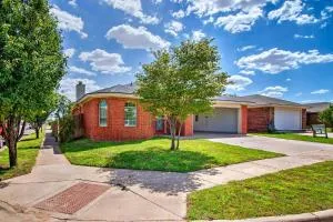 Pet-Friendly Lubbock Home with Yard - 6 Mi to TTU - Post