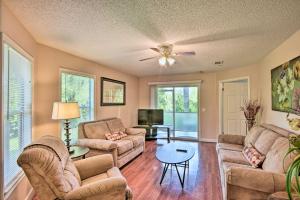 Apartment room in Family Condo with Pool Access Near Disney Parks!