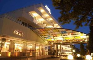 Hotel Com -Inclusive