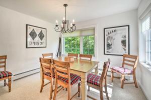 Holiday Home room in West Dover Townhouse with Deck Grill and Amenities!