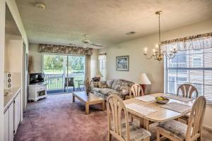Myrtle Beach Condo with Pool Access and Balcony! in Myrtle Beach