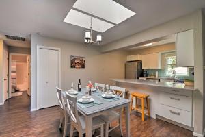 Bright Ruidoso Condo with Deck and Golf Course Views!