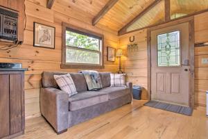 Near Winter Trails! Rustic Cabin in Mill Spring