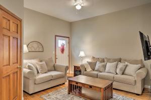 Unique Ovid Apt with Grill on Cayuga Wine Trail!