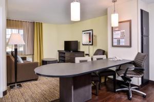 One-Bedroom Suite room in Candlewood Suites Sierra Vista an IHG Hotel