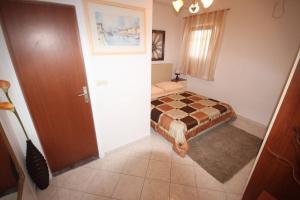 Small Apartment For A Great Holiday