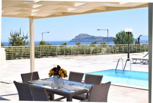 Liberty & Freedom Luxury Villas Chania Greece