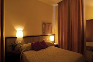 Economy Double Room room in Hotel Novecento