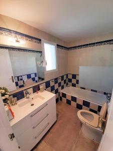 Beach House - healthy, protected location! El Campello, Alicante, Spain