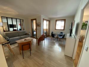 One-Bedroom Apartment room in Riviera Eden Palace