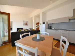 Apartment Val 2-2 by Interhome