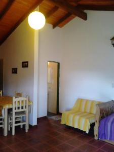 Cálidas Cabañas Las Piedras 2 , Villa Cura Brochero con wi fi