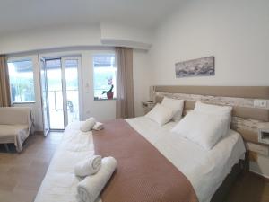 Ola Kala Apartments and Rooms Lefkada Greece