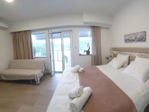 Deluxe Double Room with Sea View