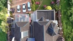 Pent House Inn Namugongo - Goma