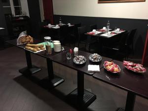 Hotels Au Pere Tranquille : photos des chambres