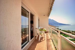 Sandy Beach Apartments 