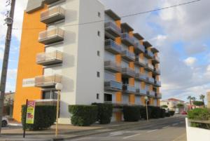 Appartements superbe t2 200 m de la plage 4SUF502 : photos des chambres