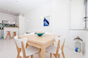 Armação de Pêra - Beach Apartment - Sea View- Walk to the Beach - Algarve