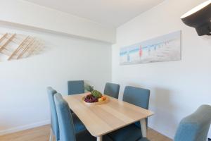 Host Wise - Trendy Bright Flats with Jacuzzi - 5 min Beach