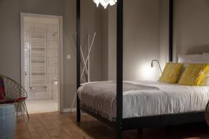 The Suite Hotel Fabric