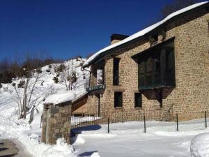 Apartement Apartamento ático-dúplex en Casa Rural Fundanal en Hoz de Jaca Hoz de Jaca Hispaania