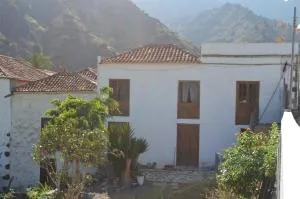 Casa Bayoll a house with history - El Cedro